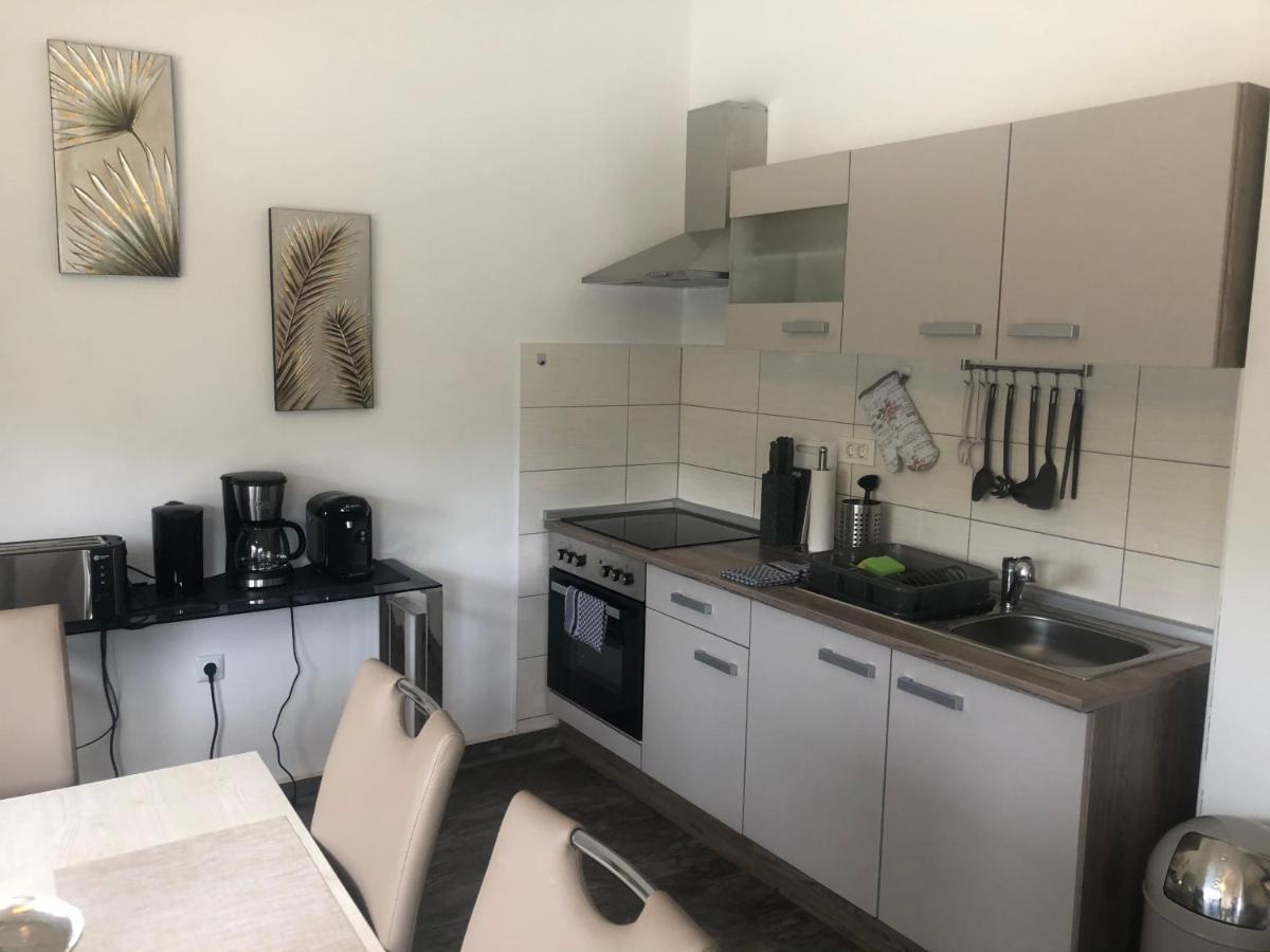 Grey Pearl With Free Ev Ch-Station Apartman Valbandon Kültér fotó